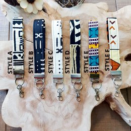 Afrikansk print og læder nøglering | Armbånd | Nøgle holder