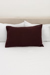 Diep paars gewassen linnen kussensloop