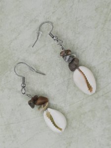 #78 Kauri schelpen edelstenen jaspis bont oorbellen