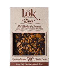 Dark chocolate bark with sea salt and caramel pieces, 70% cocoa content.