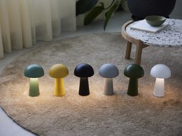 BORDLAMPE MOVE ME LYSEGRÅ