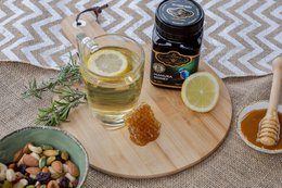 100 % ren, rå Manuka honning MGO 800+ (250 gram)