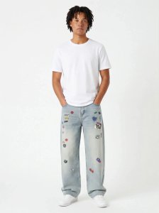 Relaxed Jeans – with Premium Texture with a Superior Finish