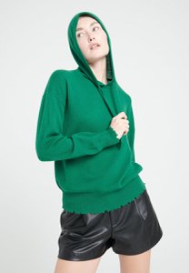 MIA 16 Cashmere hoodie with emerald green chiseled finishes