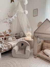 Cord-Babystuhl mit Buchstaben