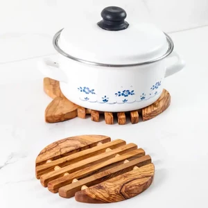 Olive Wood Round Trivet – Heat-Resistant Pad
