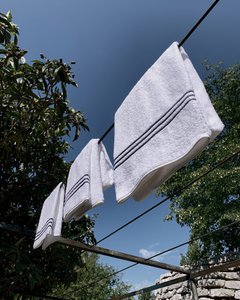 Isaac handdoek 50 x 100 cm gemaakt van 100% gekamd katoen