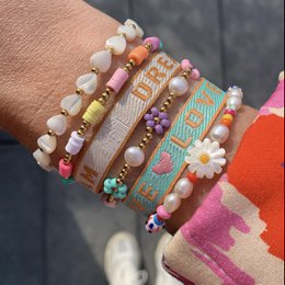 Bracciale | Cuori di madreperla
