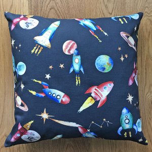 Raketten bedrukt kinderkussen