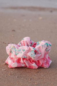 Abby set of 2 scrunchies Isabelle Rose