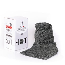Khaki green leopard print jersey with organic linseed, part of a beauty gift set. The jersey features a soft, cozy texture and a stylish leopard print pattern in a neutral khaki green color.
