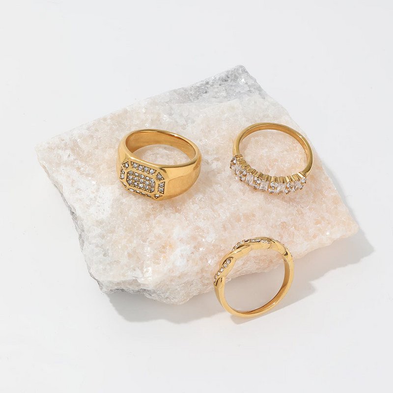 Ambria - Signet Ring Vintage for Women