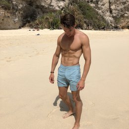 Luksus lyseblå badetøj til mænd | Sanwin Beachwear