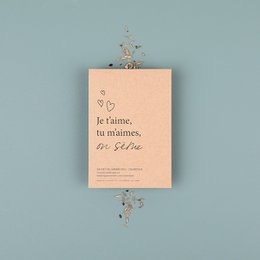 A set of four pink cards with handwritten text and floral accents. The cards appear to be love-themed, with messages like "Je t'aime, tu m'aimes" and "On va semer". The cards have a rustic, handmade aesthetic.