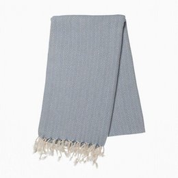 Hammam towel in a zig-zag pattern, available in various colors including airblue, black, dark grey, c-green, fuchsia, pink, melon, and taupe.