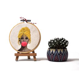 Handmade Embroidery Hoop Wall Art - Bubblegum Celebrities - Textile Wall Art Decoration (10cm)
