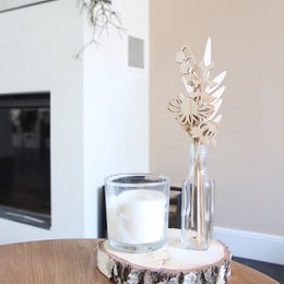 Wooden field bouquet - Palm, an artificial plant with a natural, rustic appearance. Features a mix of wooden flowers and leaves in a neutral color palette, creating a charming and decorative accent piece.