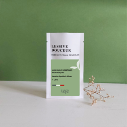 Gentle laundry refill in a white and green package. The product is a liquid detergent refill for laundry.