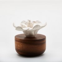Oriental Jasmine Diffuser - White