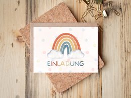 Regenboog uitnodigingskaart kinderfeestje of uitnodiging voor doop, communie, vormsel of jeugdwijding om de envelop in te vullen