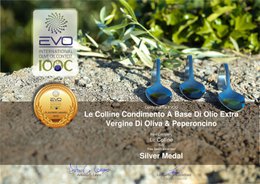 Dressing made from extra virgin olive oil & chilli 250ml