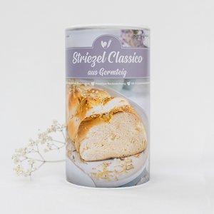 Striezel Classico baking mix made from yeast dough