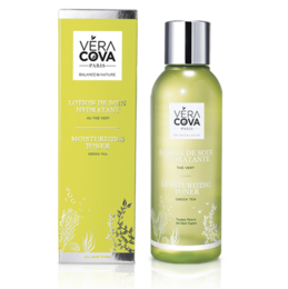 Moisturizing toner with green tea extract. Hydrates and refreshes skin. Suitable for all skin types.