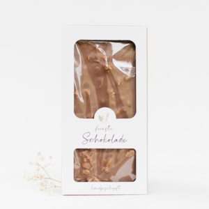 Milk chocolate - raspberries & granola