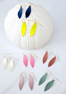 oorbellen - Twist - groen/lila/roze/blauw/ivoor/vos/geel
