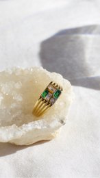 Harpa - Signet Ring for Women