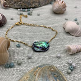Skal armbånd | paua/abalone gyldent rustfrit stål håndlavet hav