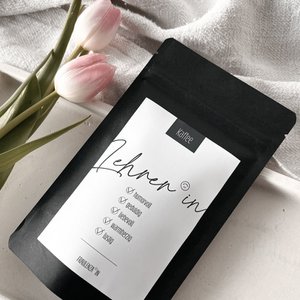 Kaffeebohnen Geschenk LEHRERIN – 50g Midi Beutel schwarz – Schule Abschied