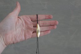 Ciondolo foglia