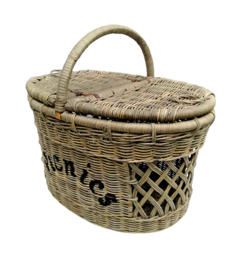 Picnic storage basket ' Picnics '