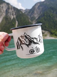 Enamel cup mountains and wheel
