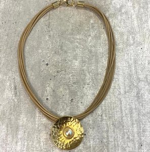 Parel reflex korte ketting