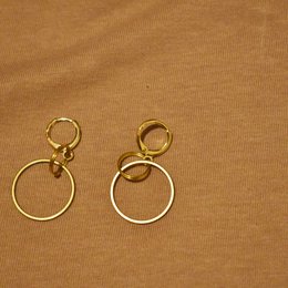 Boucles d'oreilles Welcome Huggie