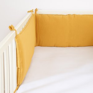 Bettumrandung aus honigfarbener Bio-Baumwolle