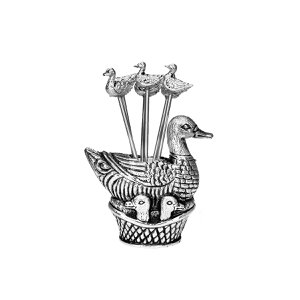 6 -Room Duck Aperitif Spikes