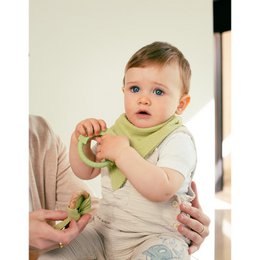 ENSEMBLE DOUDOU + BANDANA + ANNEAU DE DENTITION - MOD. OSO - GRIS ESSENCE