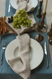 Natural melange linen napkin set of 2, available in 40x40 cm, 45x45 cm, 50x50 cm, and 55x55 cm sizes. Neutral-colored linen napkins with a natural, textured appearance.