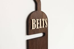 Bælteholder, Bælteholder af træ