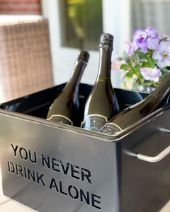 Du trinkst nie alleine