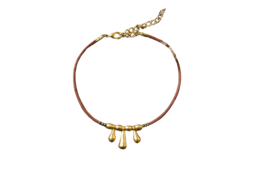 Leren armband 3 kleine messing druppelbedels » Handgemaakt