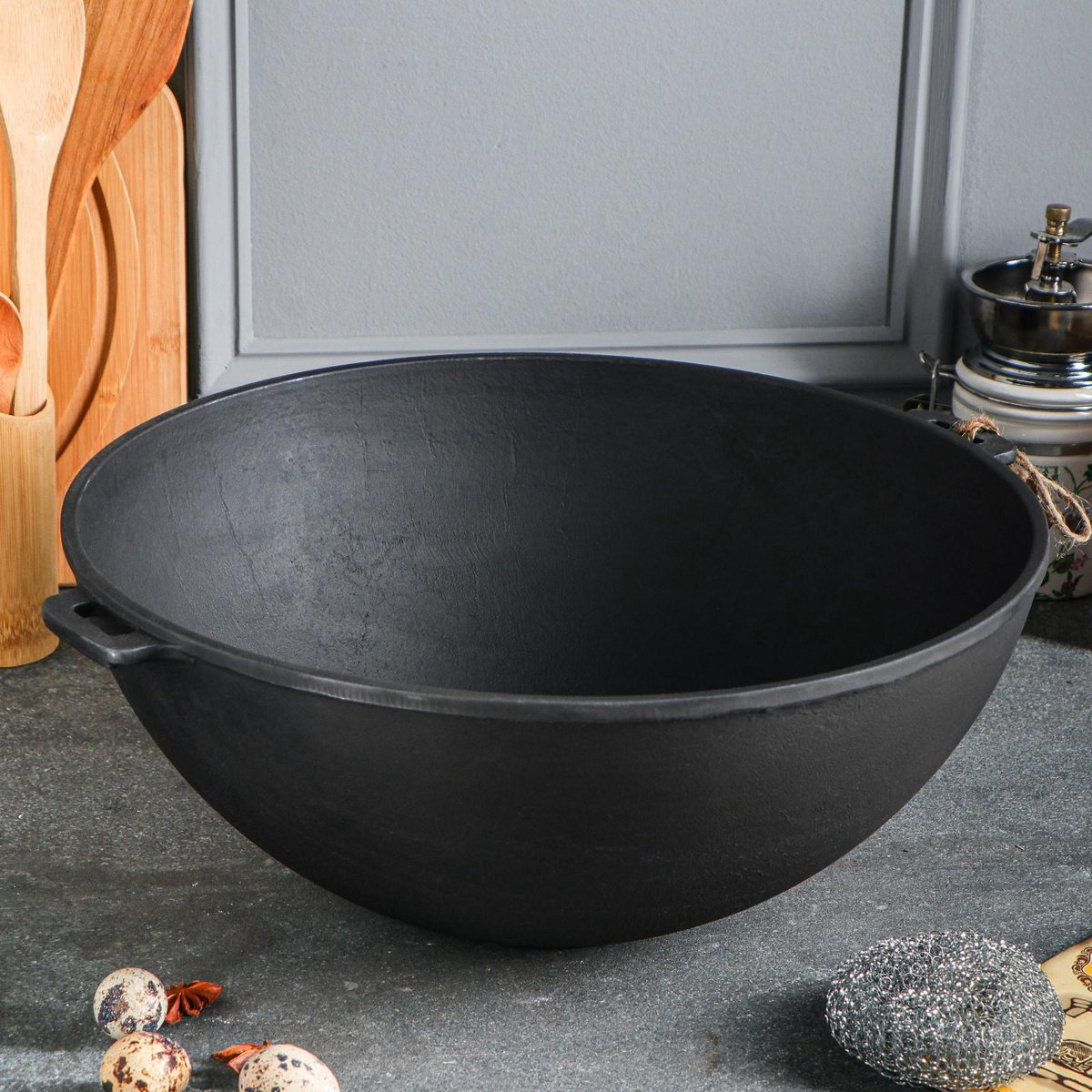 Basics Braadpan, rond, van gietijzer, twee handgrepen, 6,62