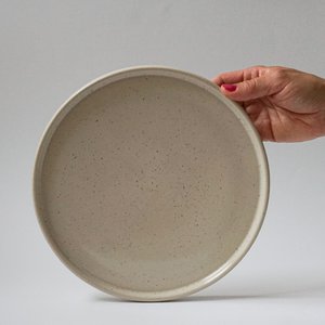 Bord/deksel 22 cm - zand & spikkels