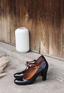 Handmade Leather heels (8 cm) - Greta - Black Vintage Shoes 35-42