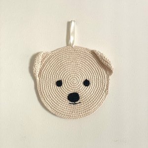 Luna-Leena Ice Bear gift hanger - off-white - organic cotton - hand crocheted in Nepall