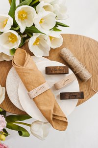 Elegant Personalized Oak Wood Oval Napkin Ring, Custom Engraved Table Decor for Weddings, Dinner Parties, and Home Dining, Wedding Favor