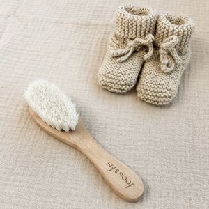 Sustainable Baby Brush | Maternity gift box TIP | Pregnancy box TIP